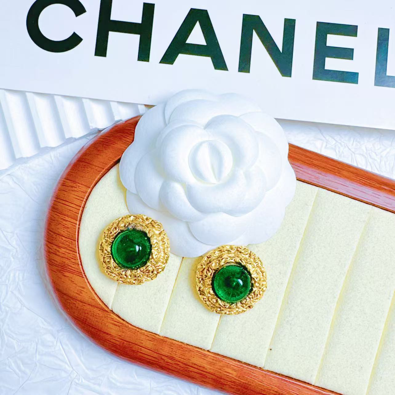 95新 Chanel/香奈儿 柚礼中古/香奈儿绿琉璃熔岩圆盘耳夹LL511081