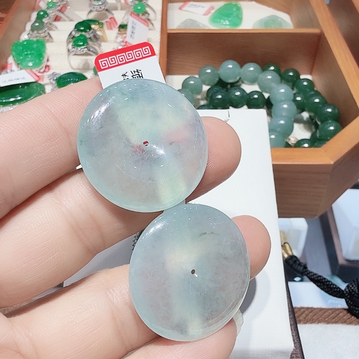 翡翠未镶嵌颈饰天然翡翠吊坠