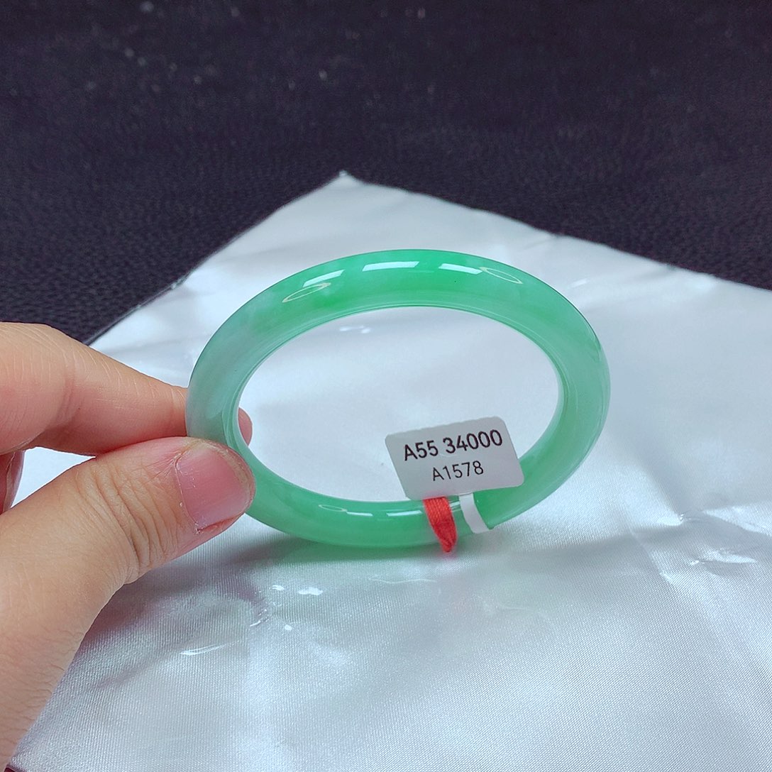 翡翠手镯未镶嵌手镯55
