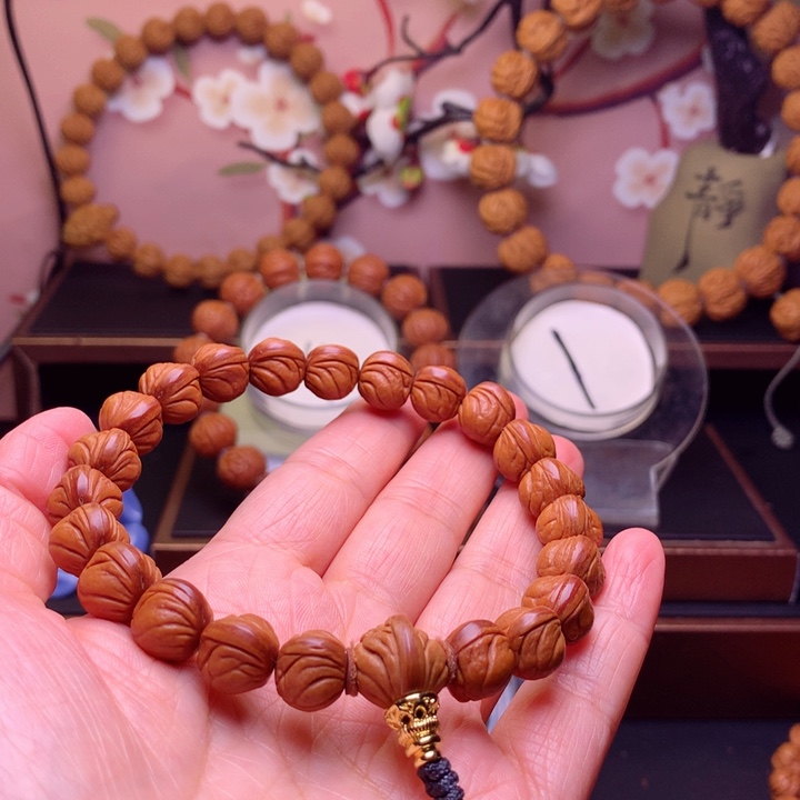桃核手串?*?龙纹桃核