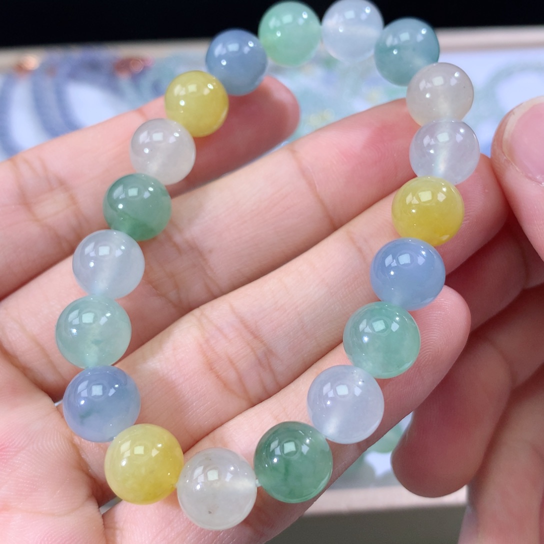 翡翠手链未镶嵌翡翠