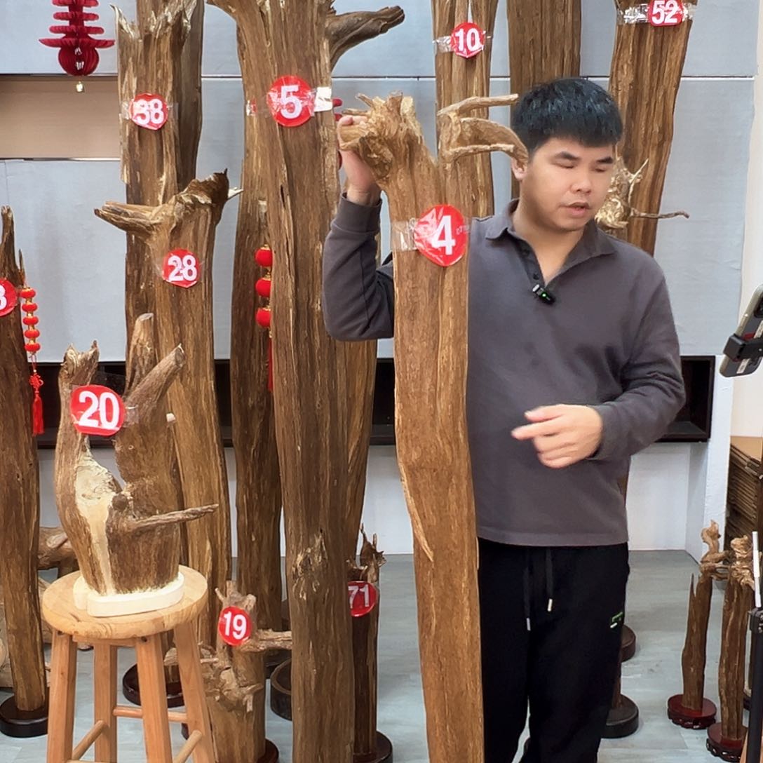 沉香摆件阿*沉香摆件