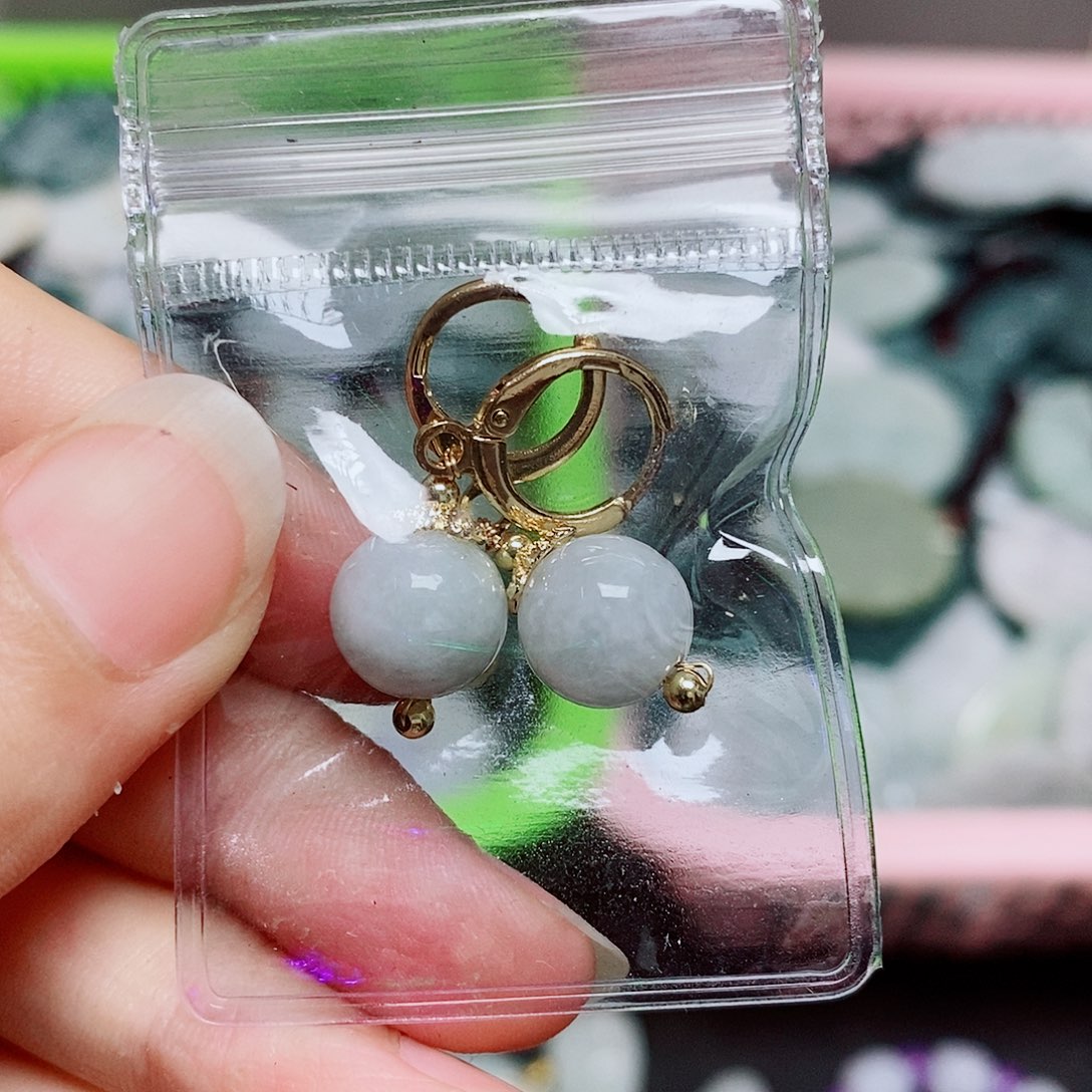 翡翠未镶嵌颈饰纯天然