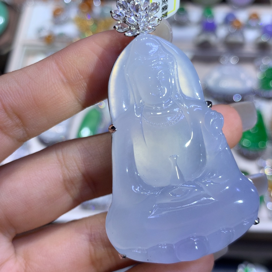 龙***飞颈饰18K金镶嵌翡翠翡翠吊坠