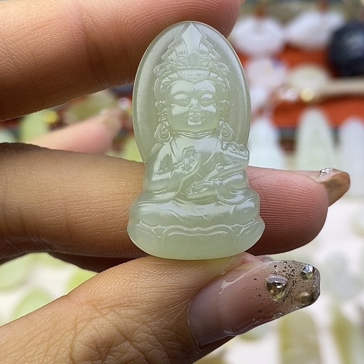 和田玉未镶嵌颈饰晴水观音吊坠