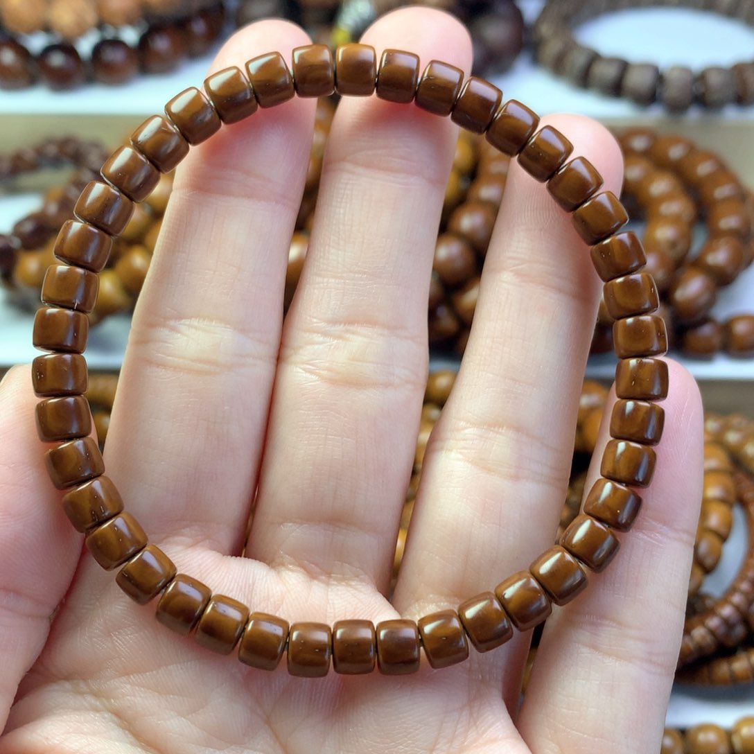 【闪购商品】手串紫金鼠*️***6*5………….