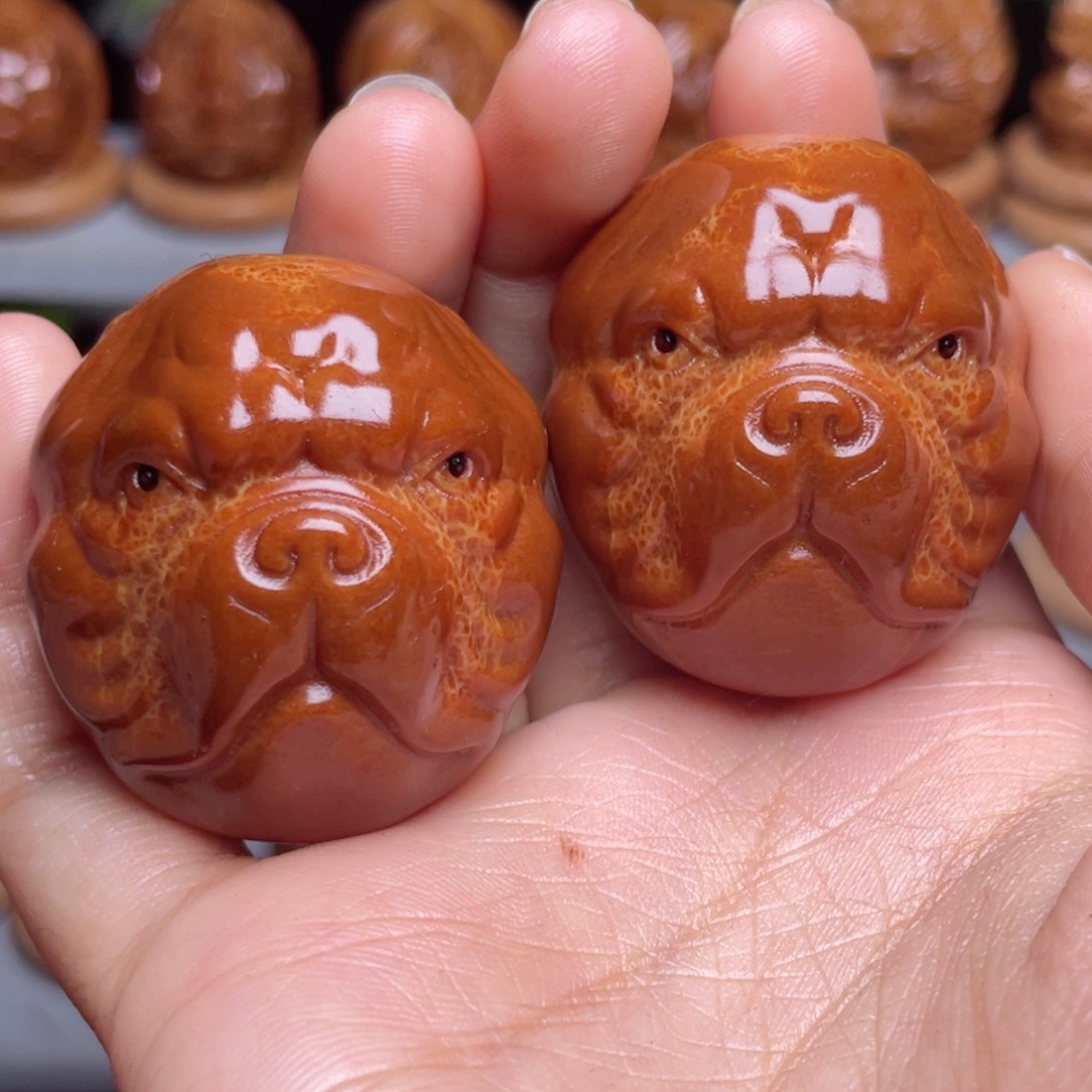 吊坠橄榄核狗手球3.5