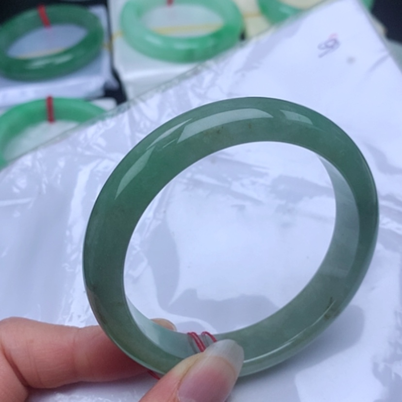 【闪购商品】翡翠戒指未镶嵌          特价正圈58 冰满绿