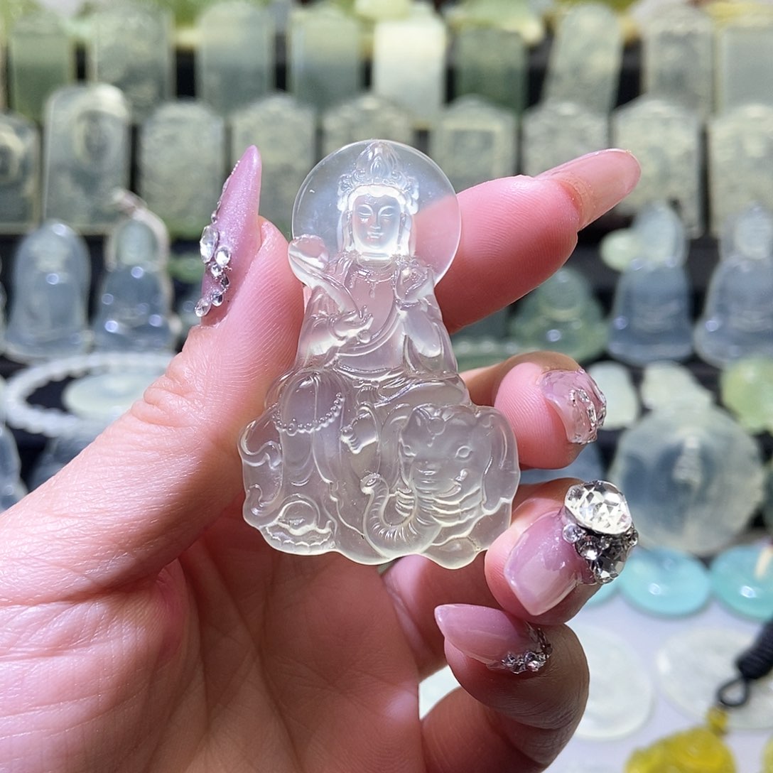 岫玉吊坠未镶嵌吊坠