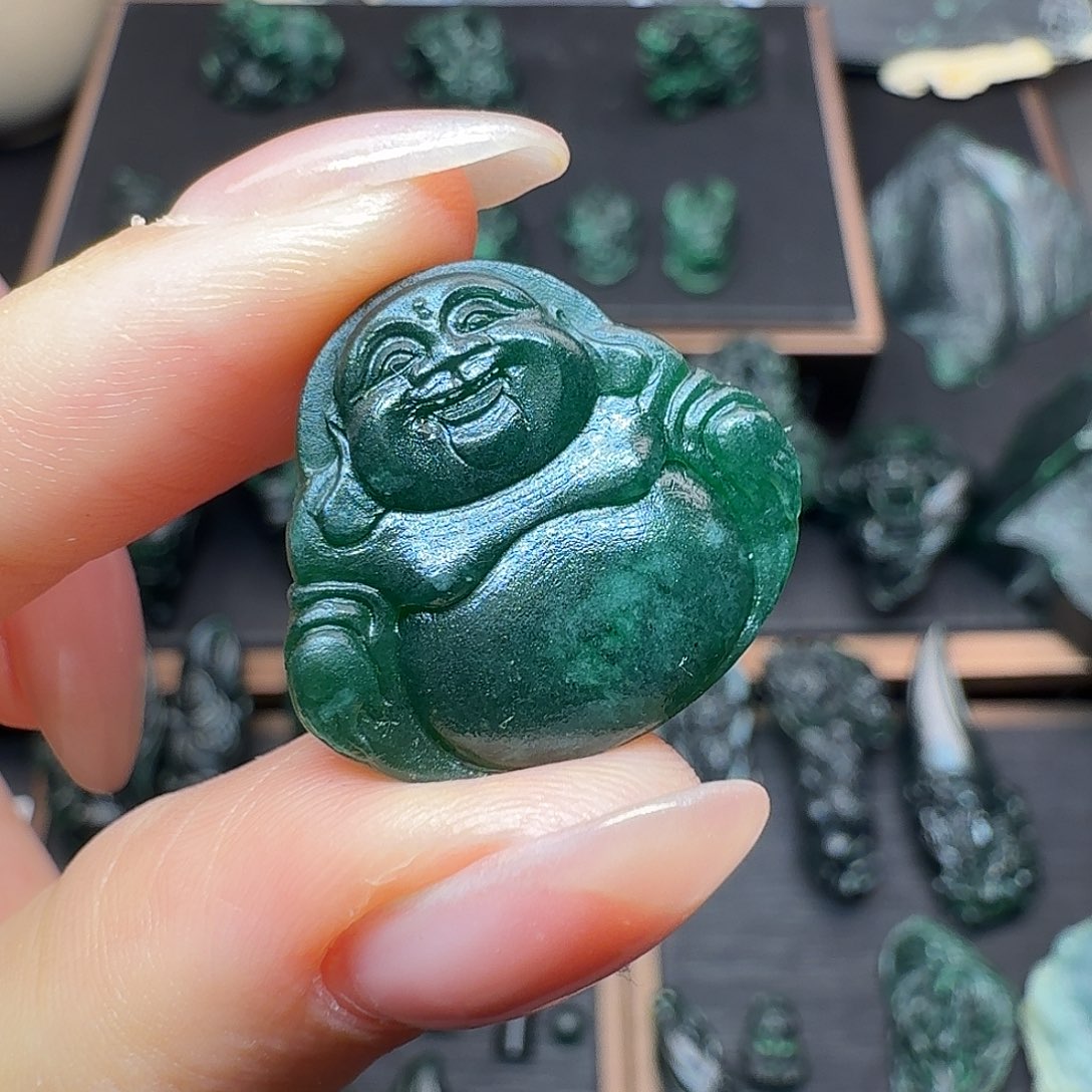 定制翡翠未镶嵌挂件