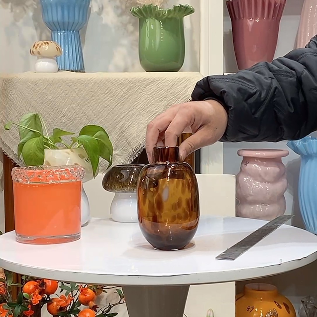 原色有气泡色点口2.5高14.5