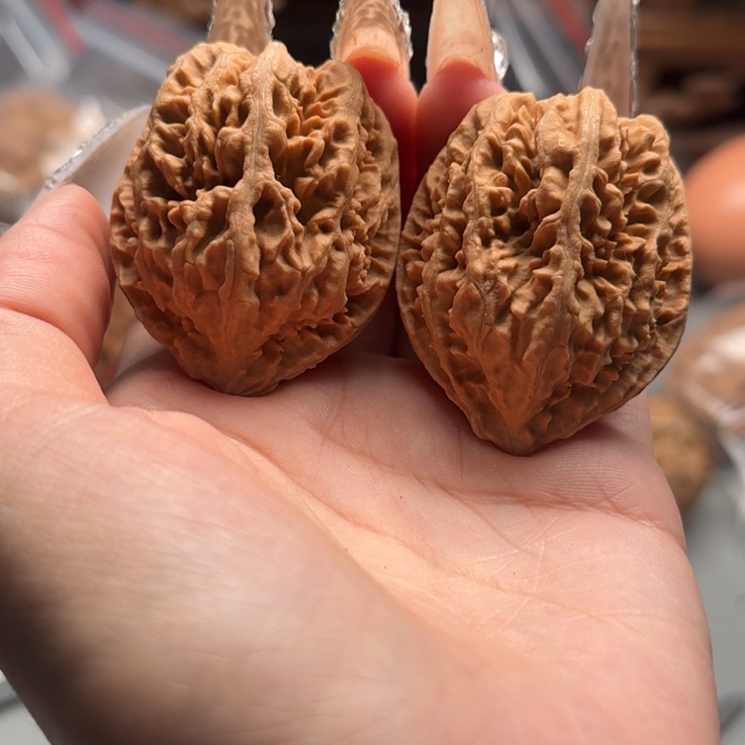 文玩核桃把件关东木子楸百核116