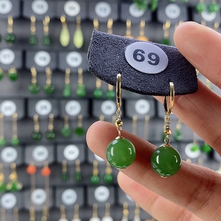 和田玉耳饰18K金镶嵌