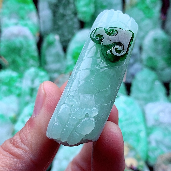 翡翠吊坠(不含链)未镶嵌