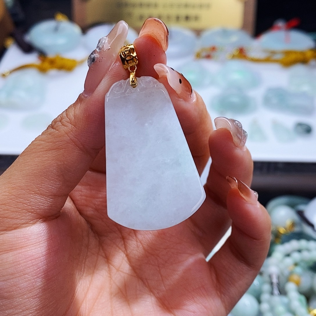 翡翠未镶嵌毛衣链9167