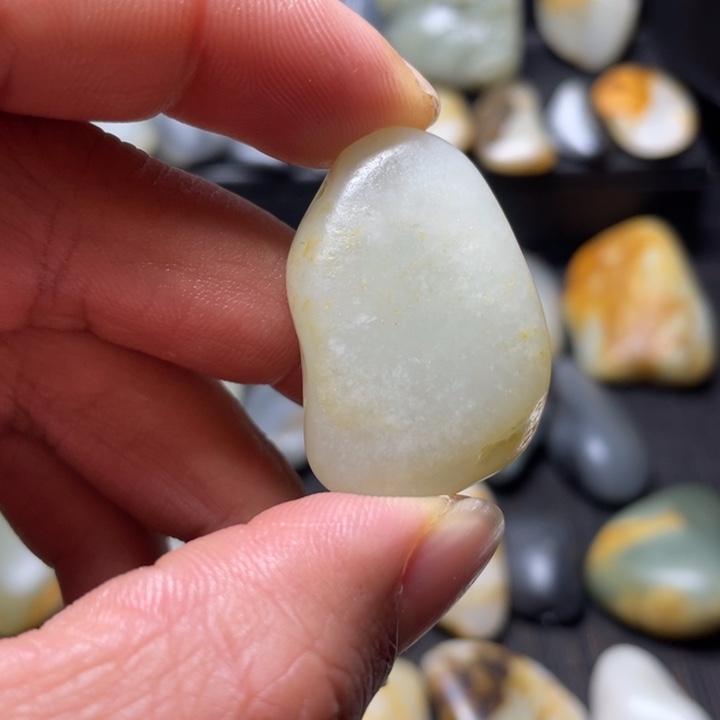 和田玉未镶嵌挂件95