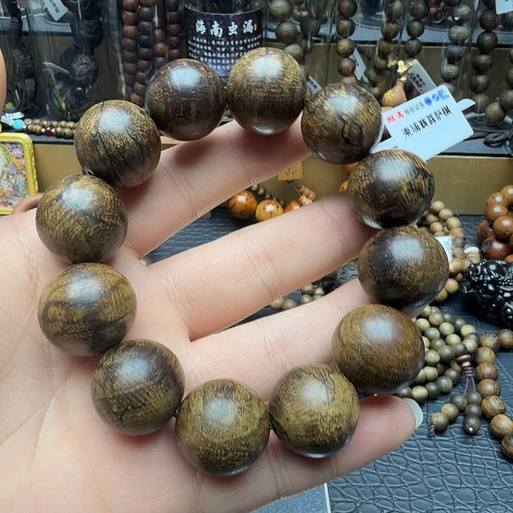 沉香碎屑沉香柬埔寨菩萨奇