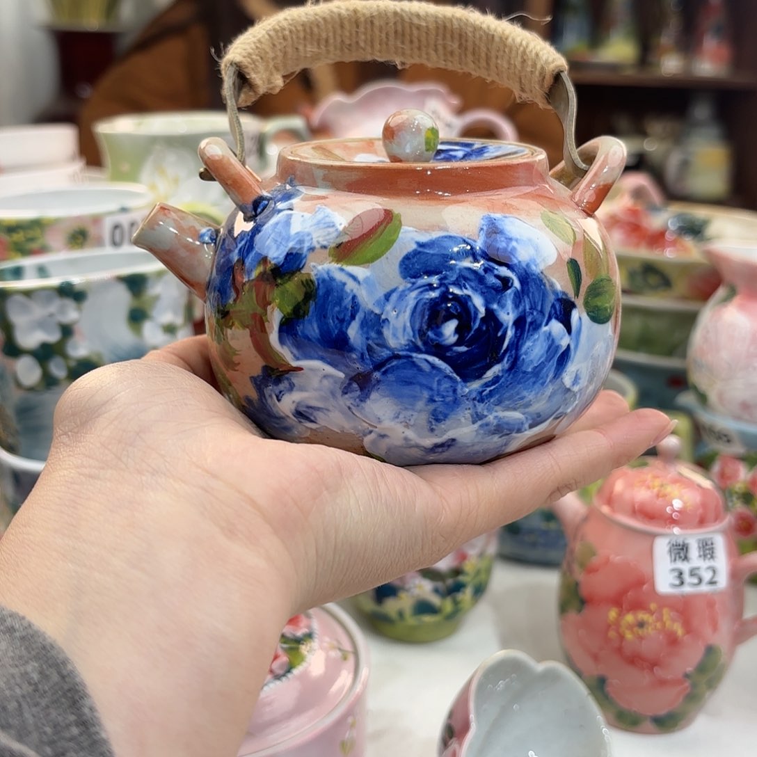 瓷片兔兔i啊盖茨。兔兔