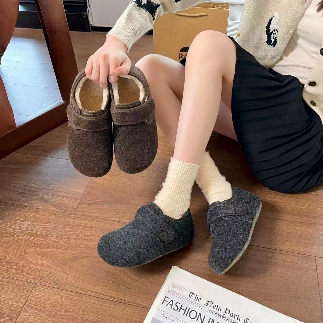 罗马风平跟魔术贴加绒百搭修面皮豆豆鞋时尚休闲鞋D06
