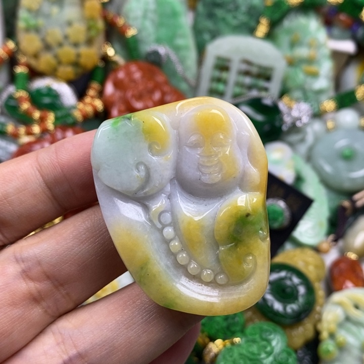 翡翠未镶嵌吊坠(赠链)