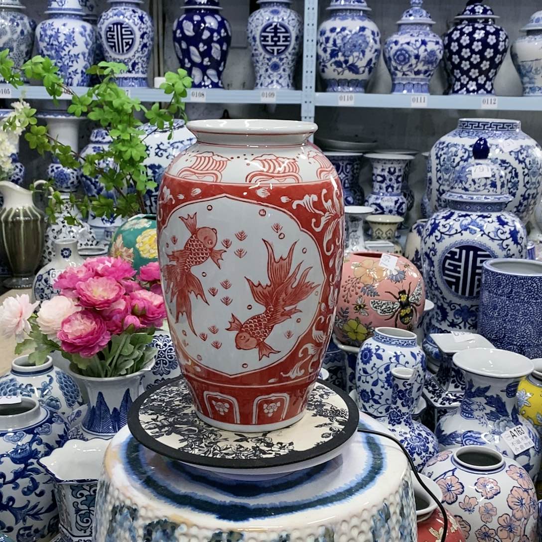 【闪购商品】摆件锦鲤跃龙门瓷器………………………………