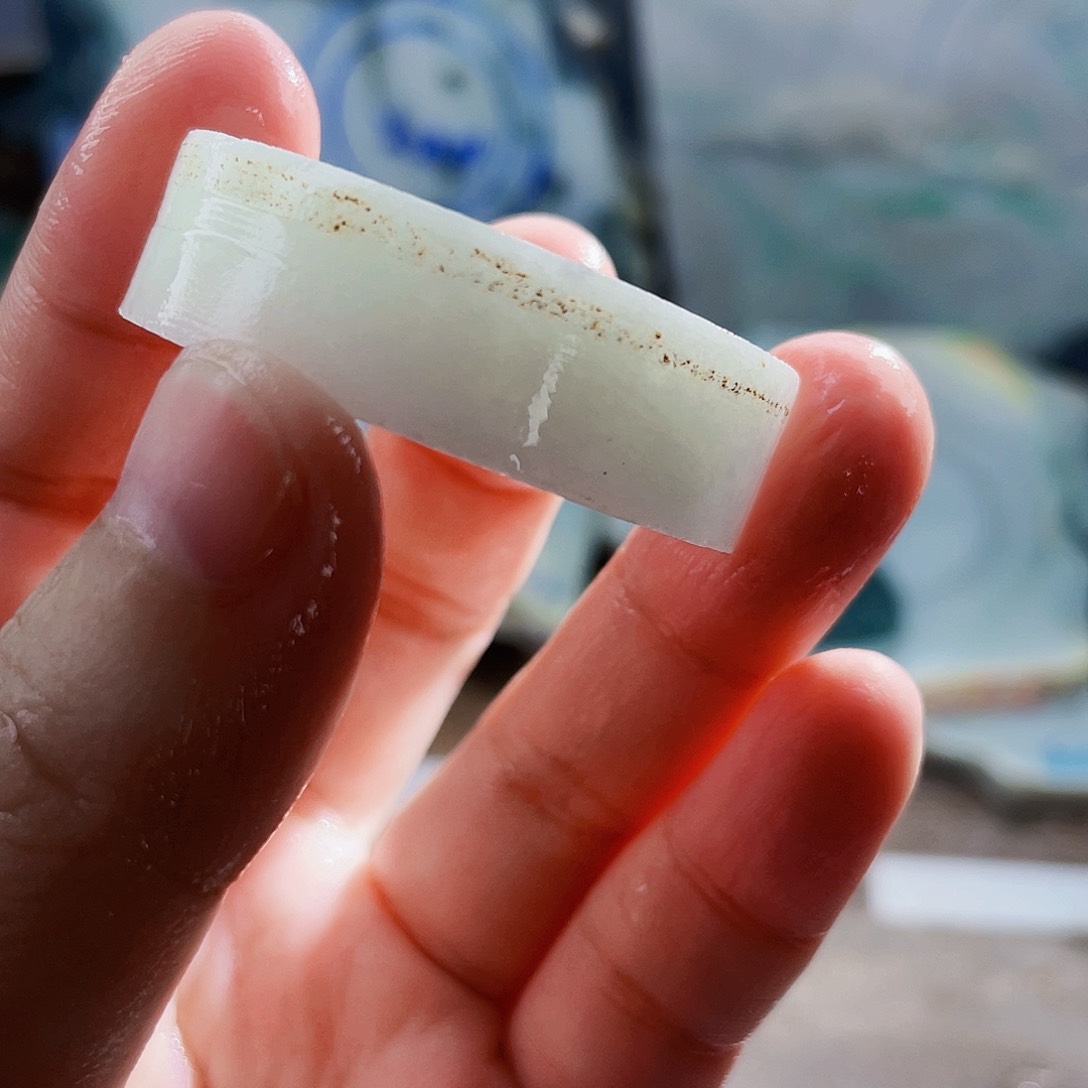翡翠未镶嵌颈饰毛料56