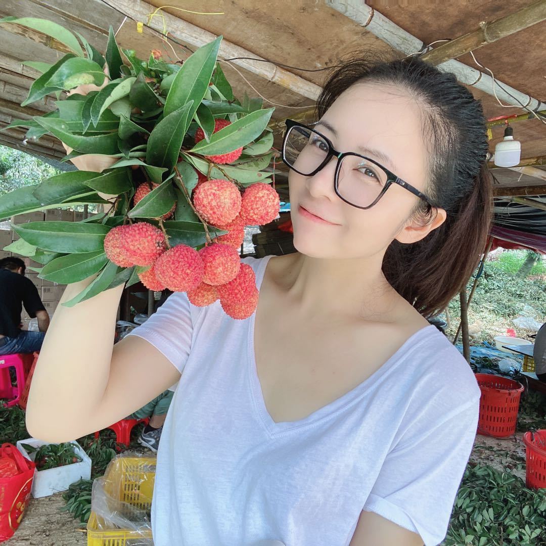 桂味荔枝[广东省外拍]公子馨老客户清园福利价4.8-9.8斤