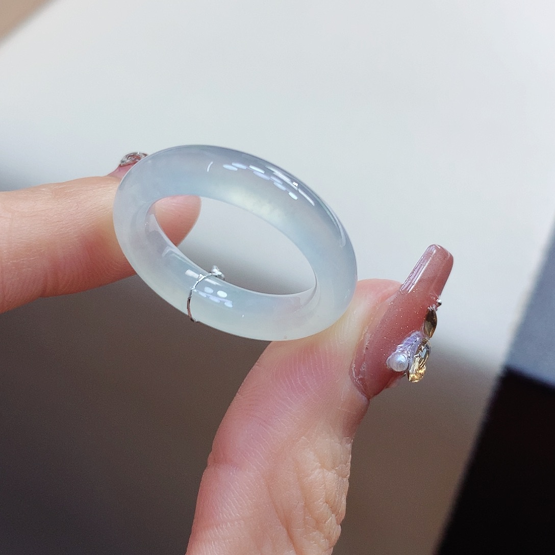 翡翠未镶嵌戒指21号