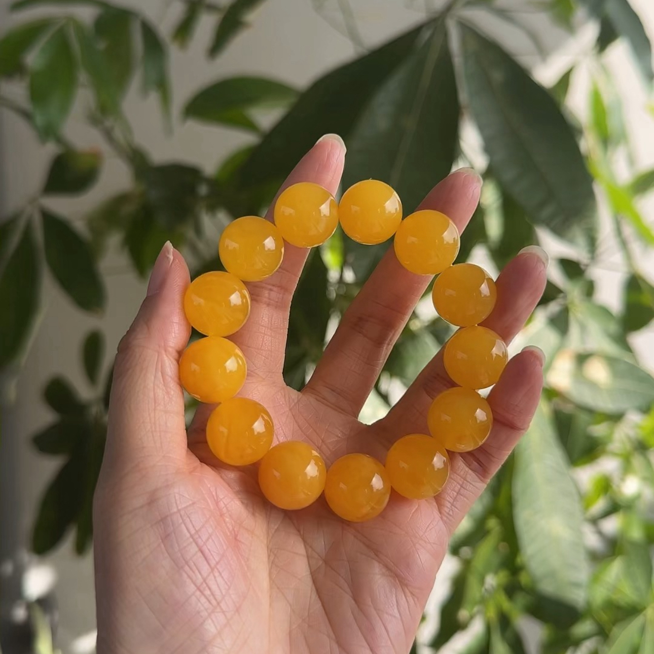 蜜蜡焦皮料鸡油红16mm手串