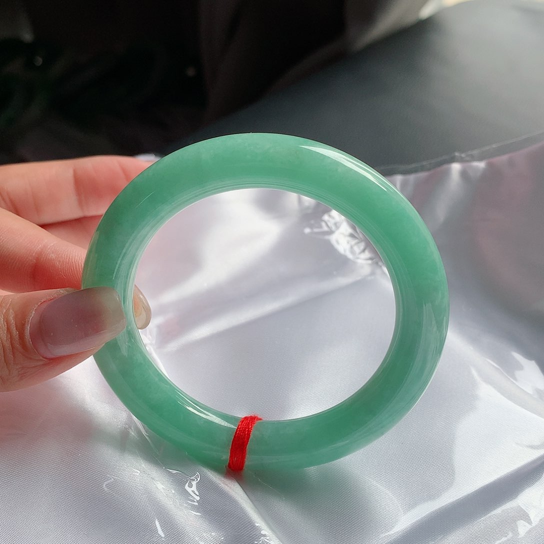 【闪购商品】未镶嵌手镯翡翠54