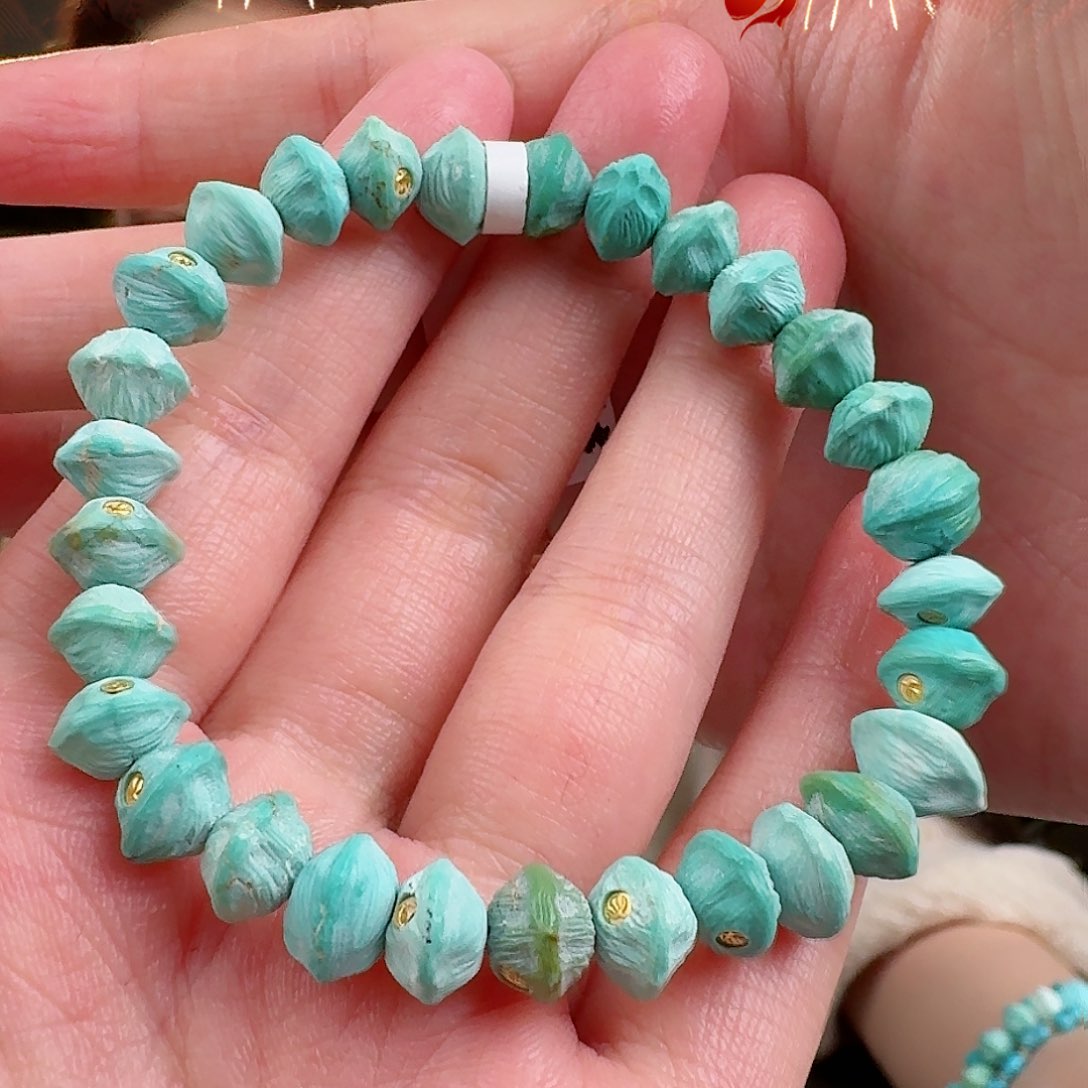 绿松石珠宝奇石未镶嵌