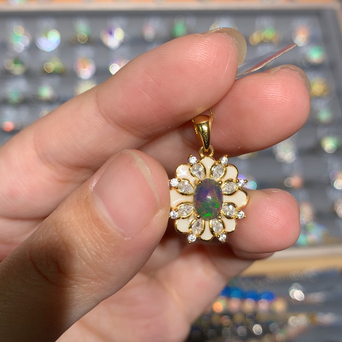 银S925镶嵌欧泊欧泊吊坠y