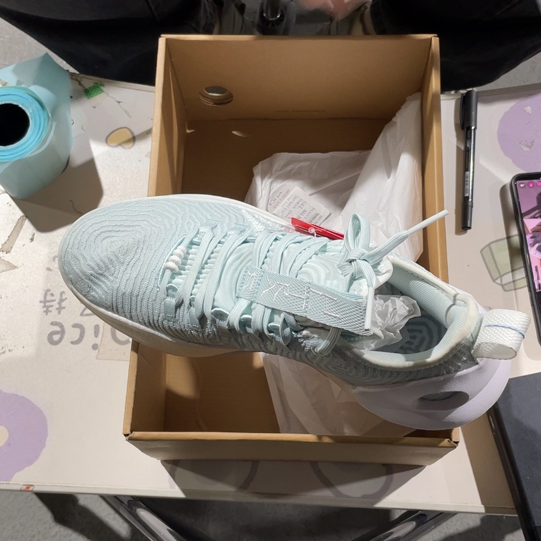 18李宁篮球鞋43、5码275底黄