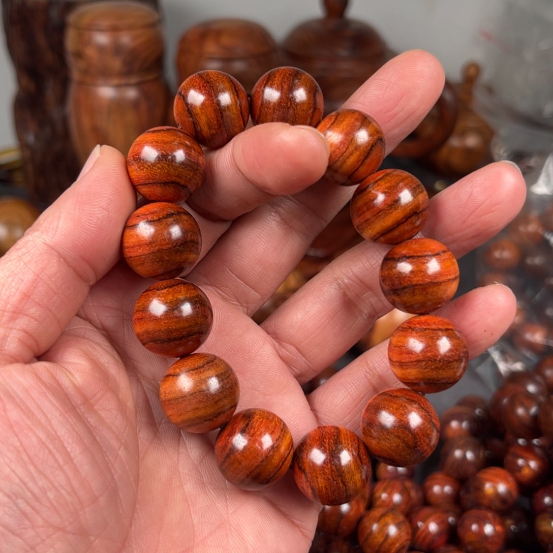 黄花梨/降香黄檀手串/手链多样性发一
