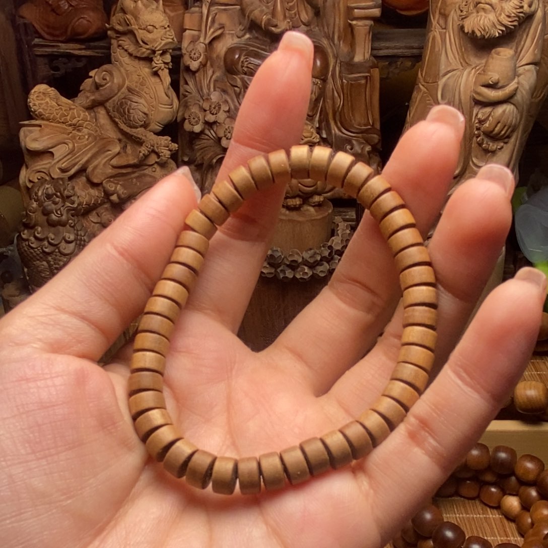 檀香木吊坠手串4.7微瑕