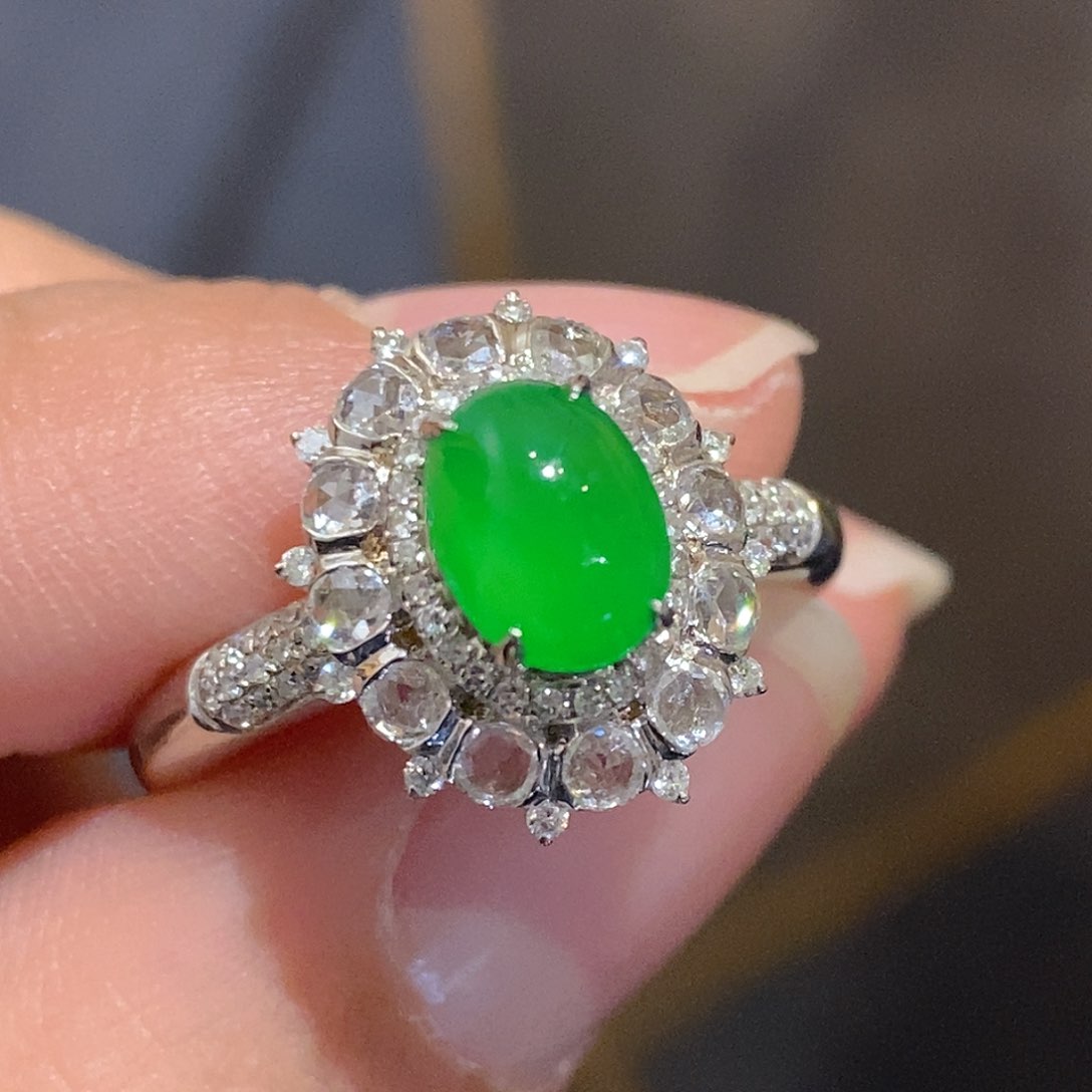 翡翠戒指18K金镶嵌天然缅甸A货翡翠