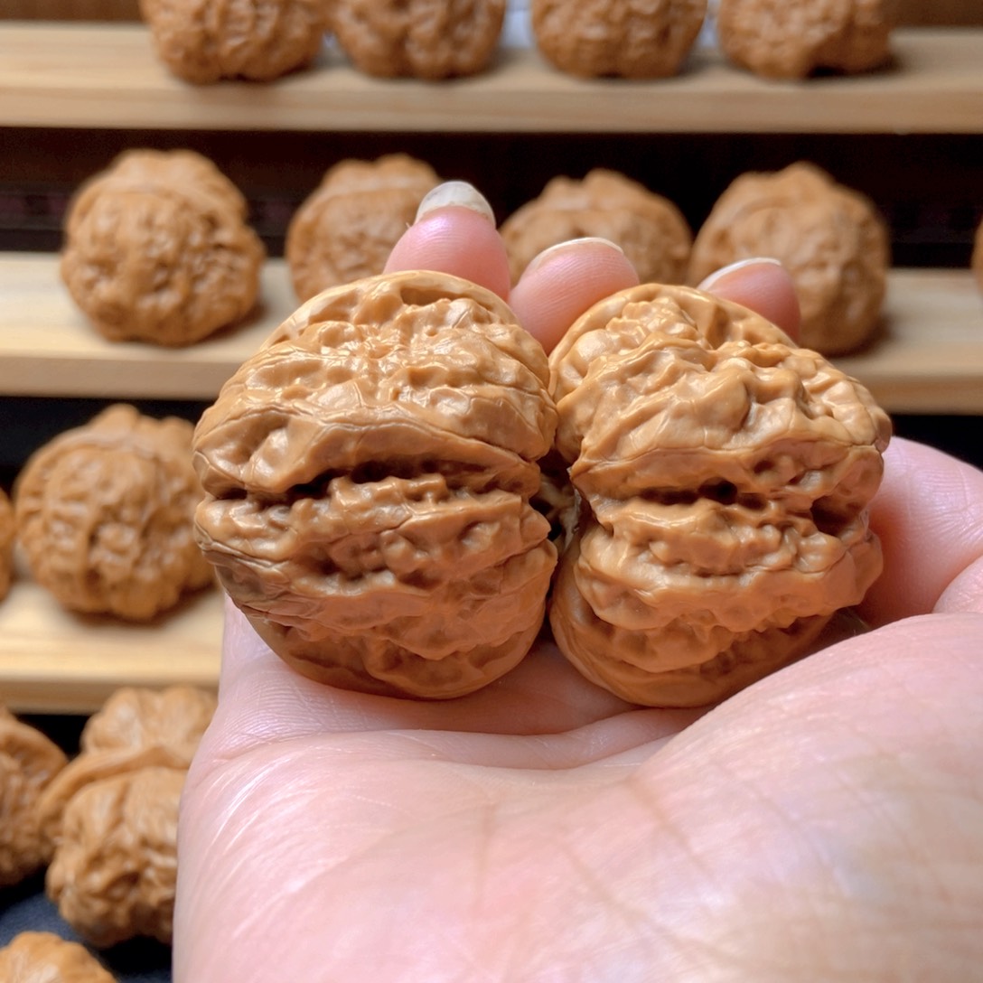 文玩核桃吊坠刘*.蛤蟆头