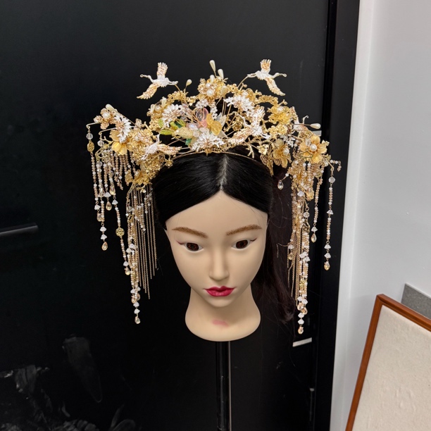 14761新娘香槟色头饰大气结婚秀