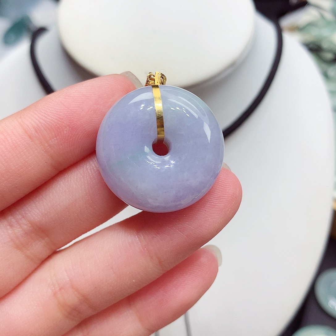 颈饰18K金镶嵌翡翠翡翠1，24.2/12.5