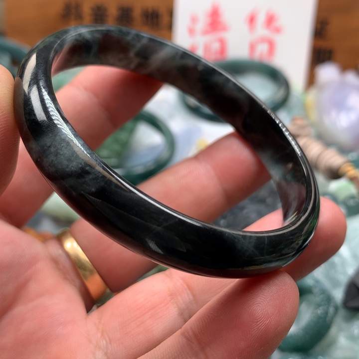 翡翠颈饰未镶嵌保真天然A货翡翠