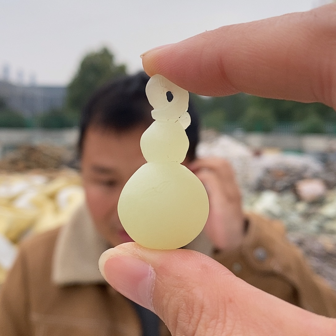 颈饰未镶嵌和田玉越**好