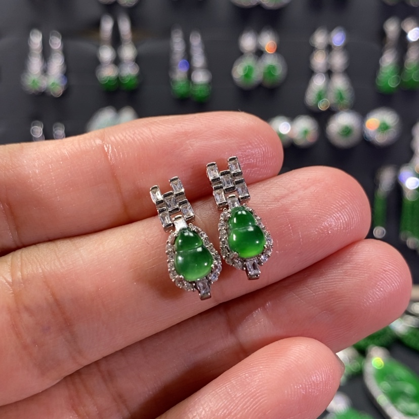 【闪购商品】翡翠耳饰银S925镀金镶嵌