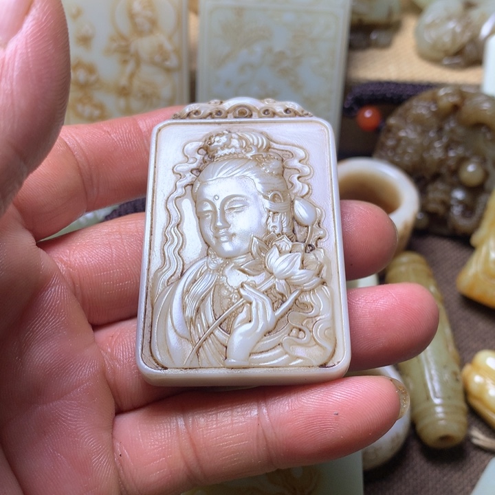 和田玉挂件未镶嵌随*