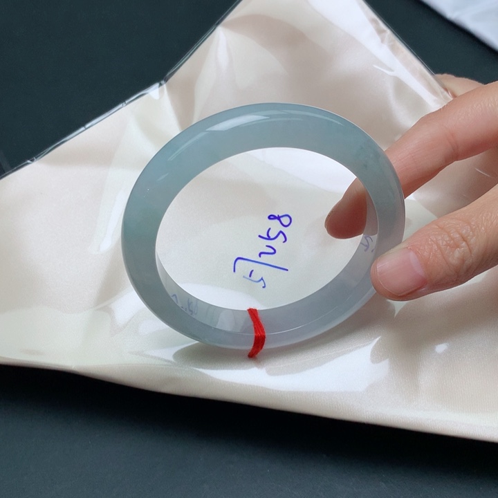 未镶嵌手镯翡翠翡翠