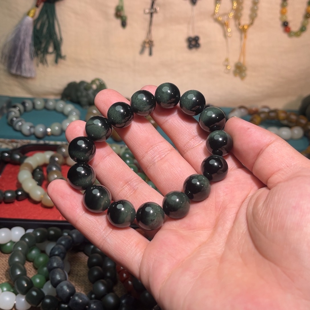 手链未镶嵌和田玉能*