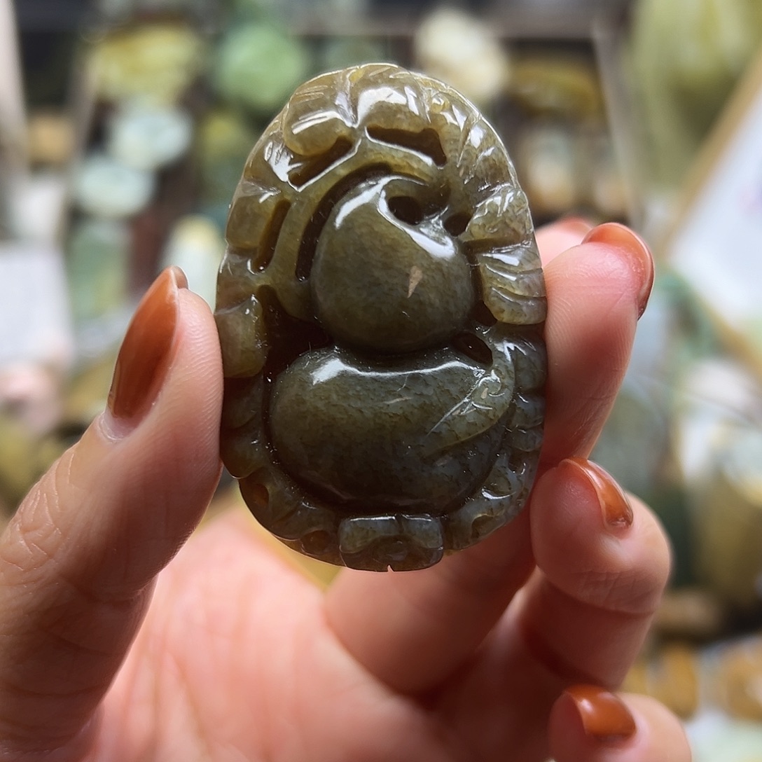 岫岩老玉（透闪石质玉）未镶嵌颈饰老玉葫芦