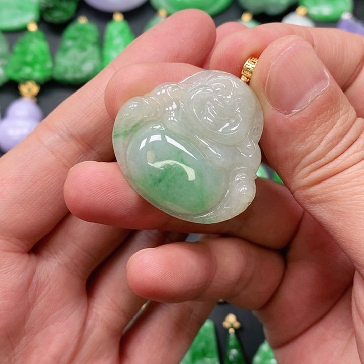 翡翠颈饰未镶嵌吊坠