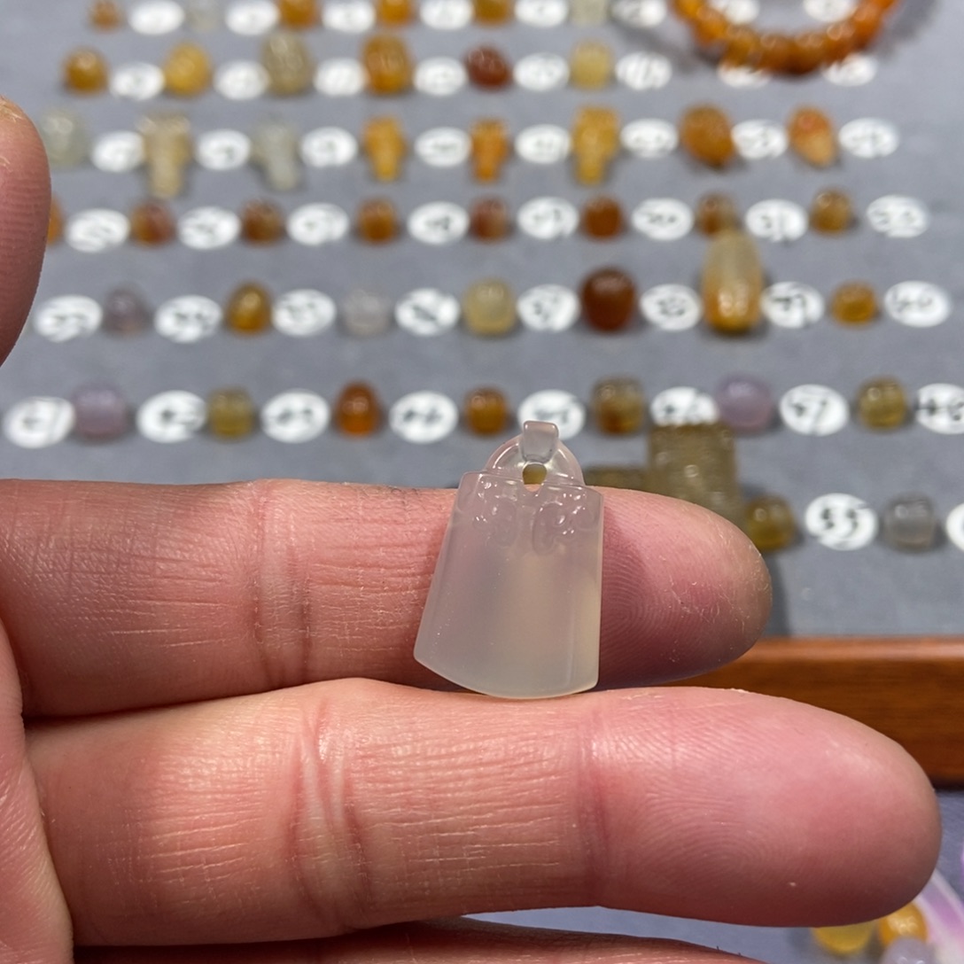 常****玛瑙/玉髓合金颈饰锁