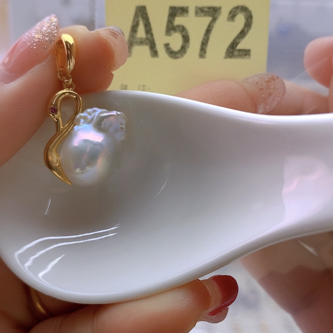 淡水珍珠颈饰未镶嵌