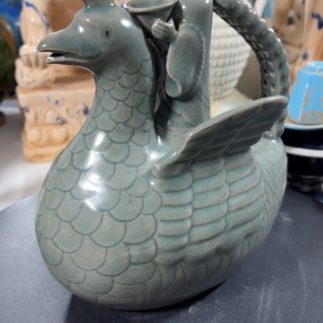 瓷片7****。器形美观大方典雅